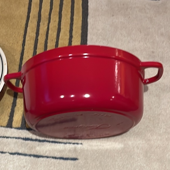 Fontignac 5.5-quart Qt Cast Iron Dutch Oven Red France - Picture 5 of 6